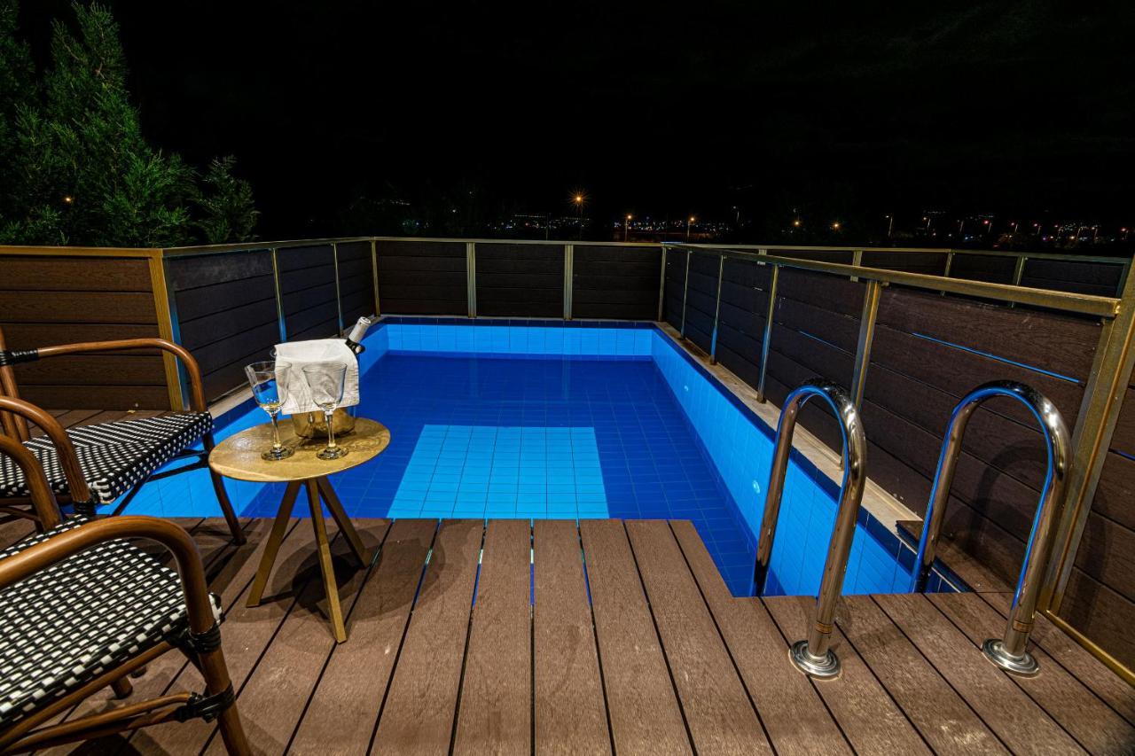 Golden Suites & Spa Neochoropoulo Екстер'єр фото