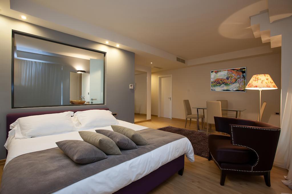 Golden Suites & Spa Neochoropoulo Екстер'єр фото